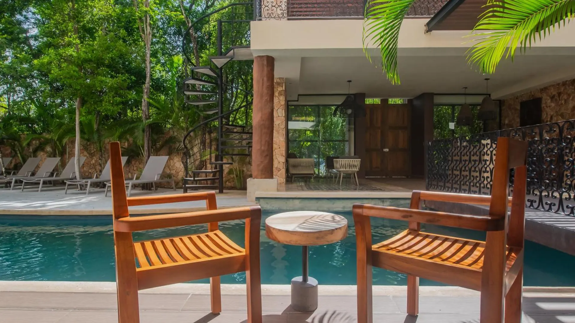 Luxury Aldea Zama 2Bed - 2Bat Apartment Private Terrace & Swim Up Tulum