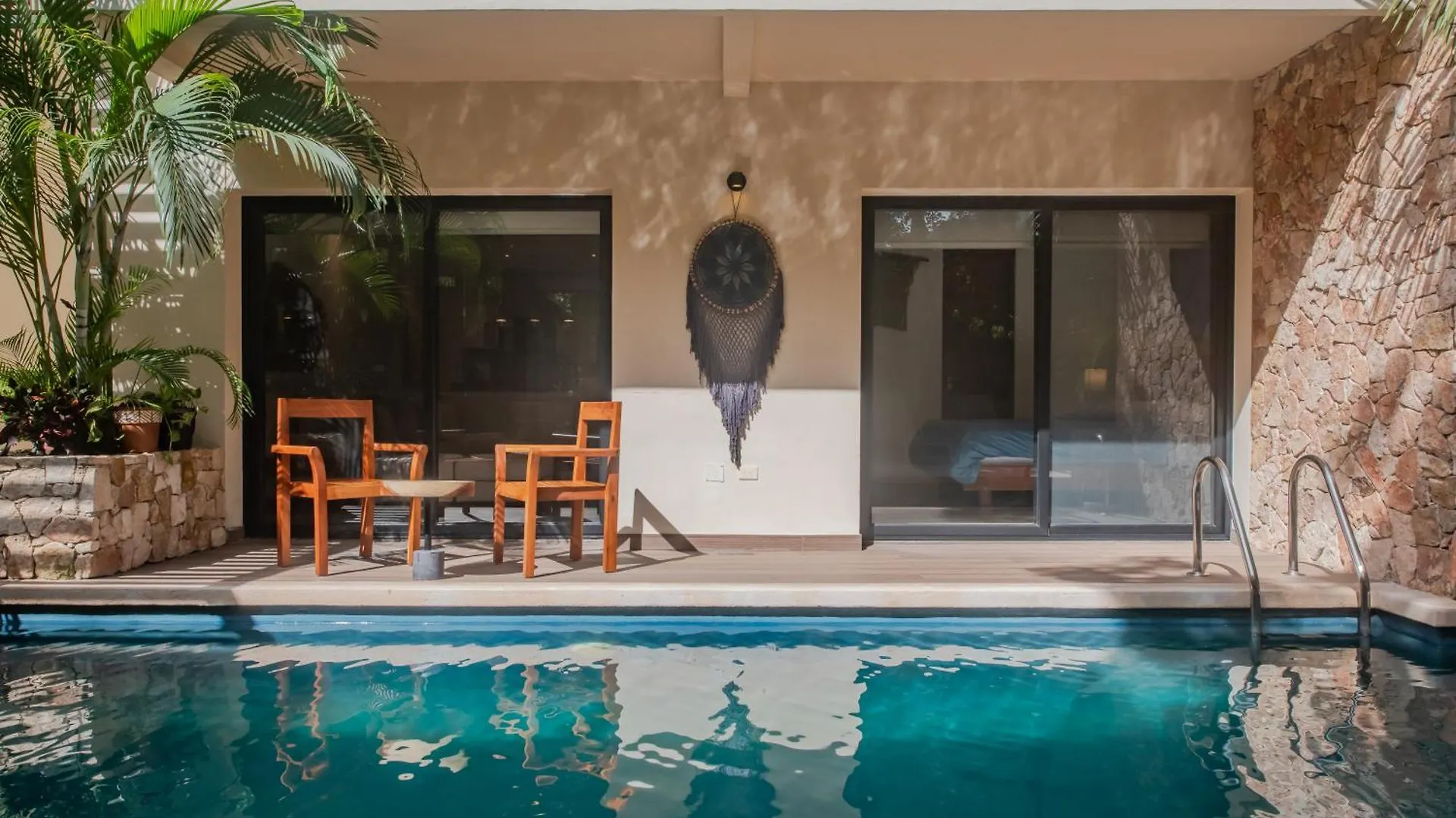 Luxury Aldea Zama 2Bed - 2Bat Apartment Private Terrace & Swim Up Tulum